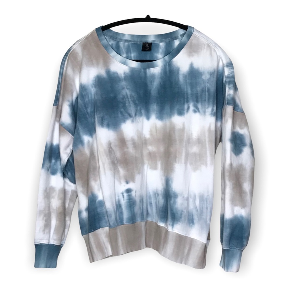 AR-33-Tye-Dye Sweatshirt-Blue.beige & white-long sleeve-EUC-Sz Med.